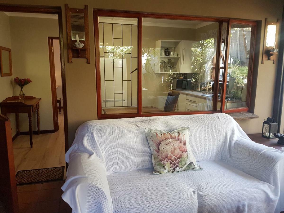 Protea Cottage George Exterior foto